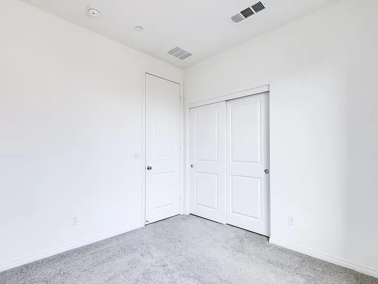 180 Sawbuck — Photo 28