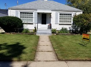 2122 27th St, Kenosha, WI 53140