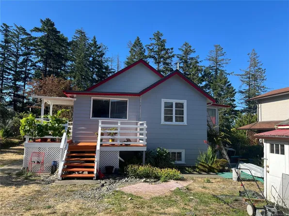 1558 Chaplin St, North Cowichan, BC V0R 1R0