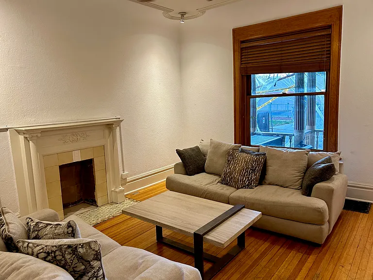 1530 N Gaylord St #2 — Photo 2