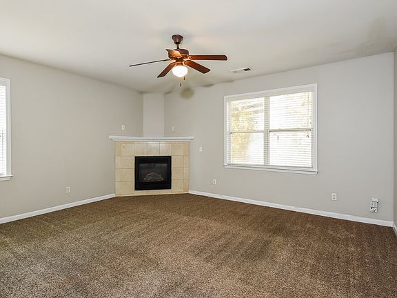 5th image of 1 Horseshoe Ln