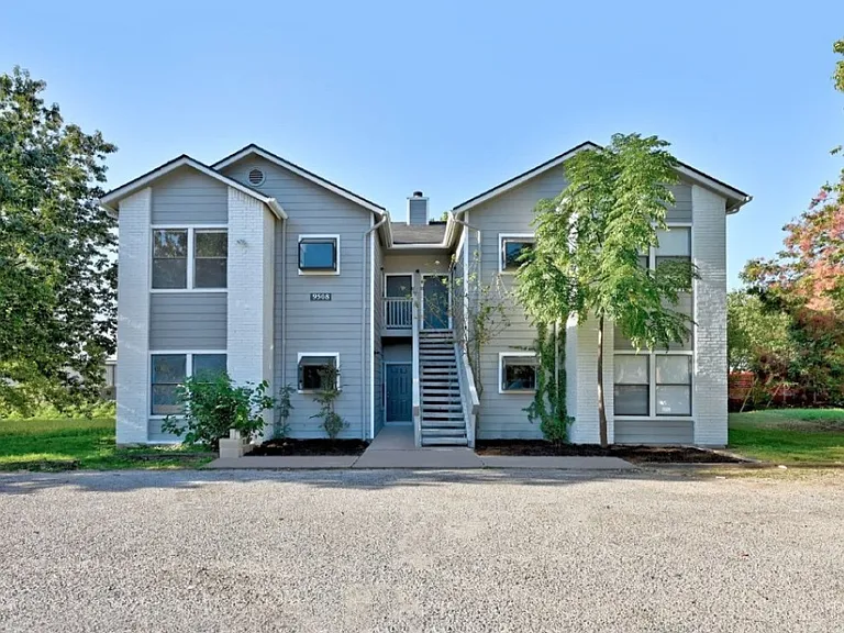 9508 Kempler Dr #B — Photo 6