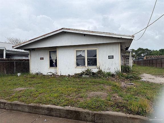 3rd image of 430 Webb St
