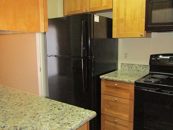 4th image of 120 Adobe Ln #120