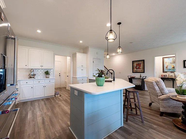 3198 Greymoor Cir — Photo 8