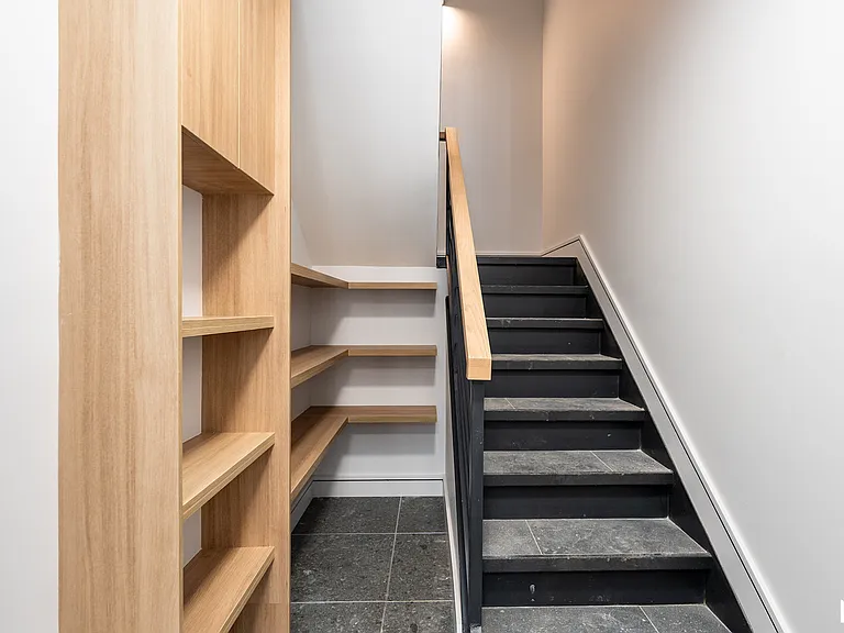 675 E 32nd St #26 — Photo 13