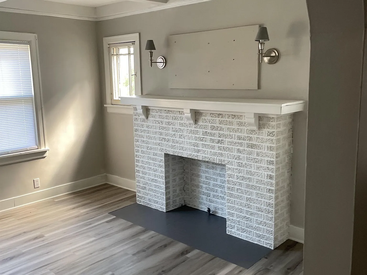 3 bed, 1.0 bath, 1391 sqft, $1,425 — Photo 2