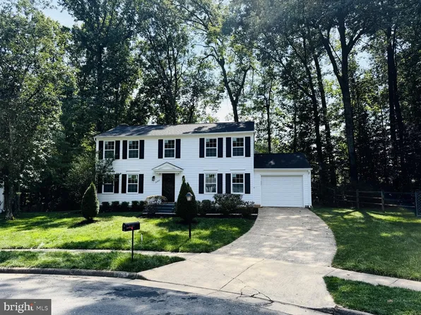 9705 Schmidt Dr, Burke, VA 22015