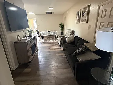 735 Main St #2 — Photo 3