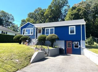 25 Winchester Ave, Worcester, MA 01603