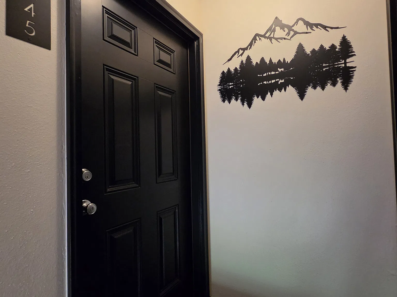 2 bed, 900 sqft, $1,850 — Photo 2