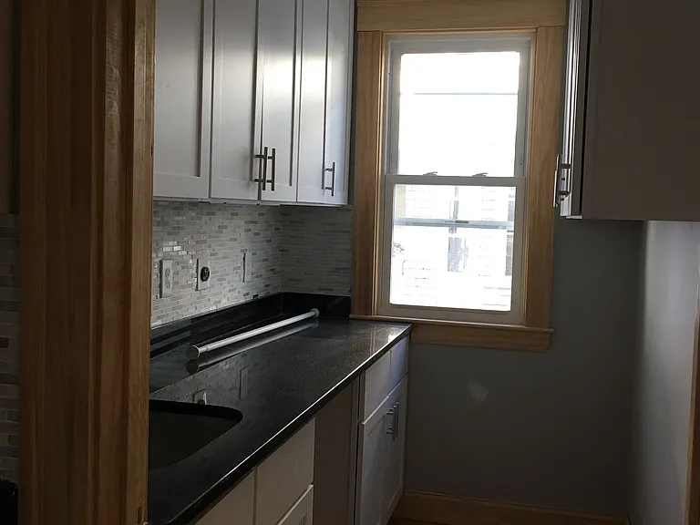 152 Winchester St #2 — Photo 6