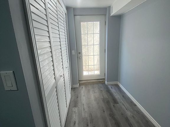 3rd image of 18 Killarney Ct #Basement
