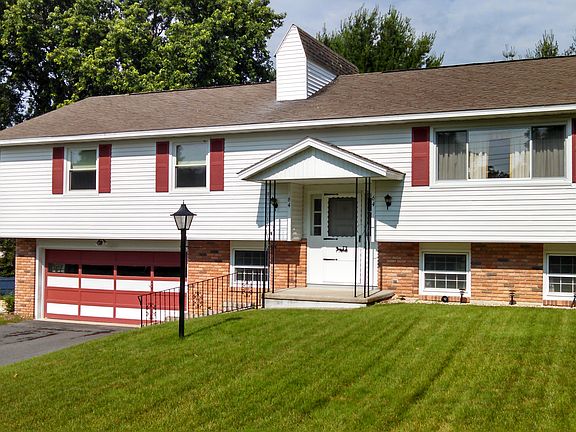 Raised Ranch - Spilt level