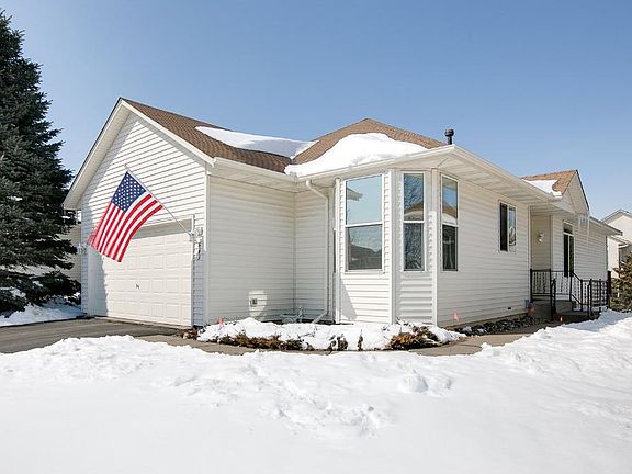 2nd image of 443 Bluebird Ln