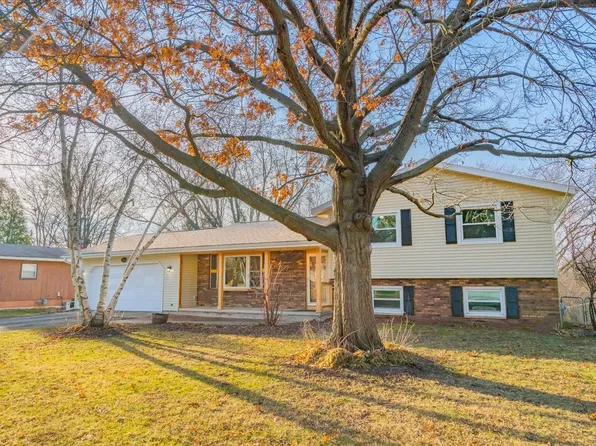 5311 Lani Ln, Mc Farland, WI 53558
