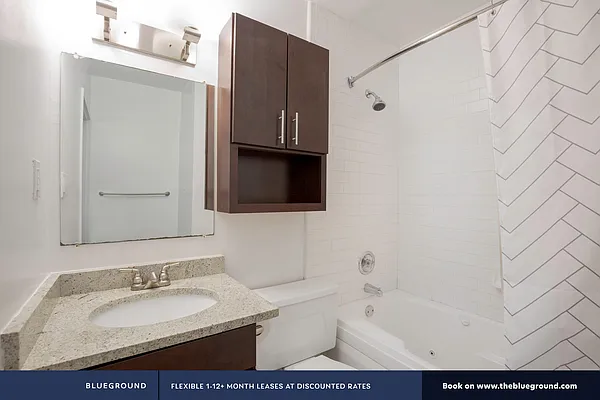 Rented by The Blueground | media 57