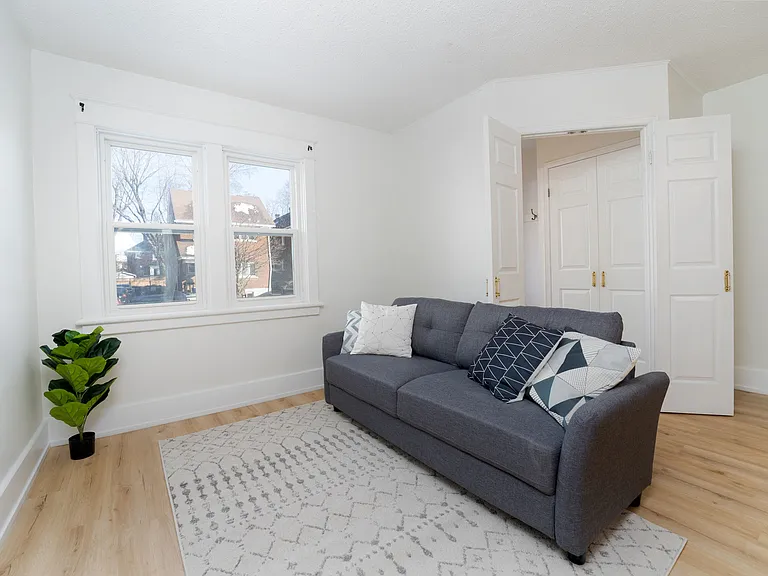 572 Chapel St #2A — Photo 12