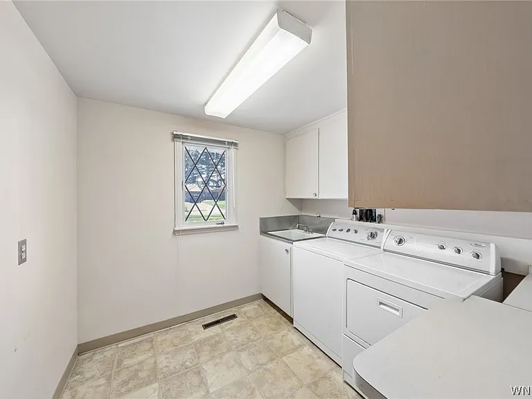 40 Tristan Ln — Photo 41