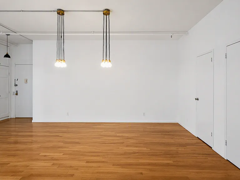 105 Wooster St #5E — Photo 9