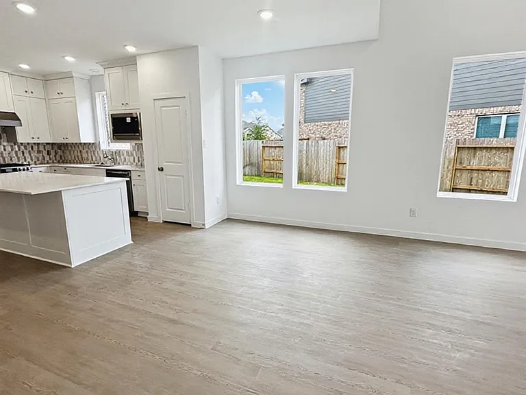26915 Nightingale Songs Dr — Photo 11