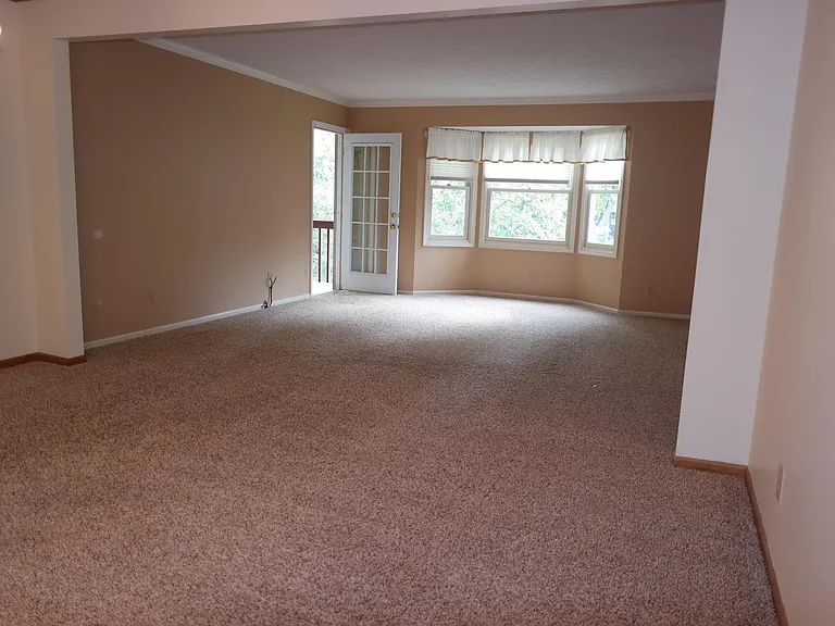 525 Spring Lane Dr — Photo 11