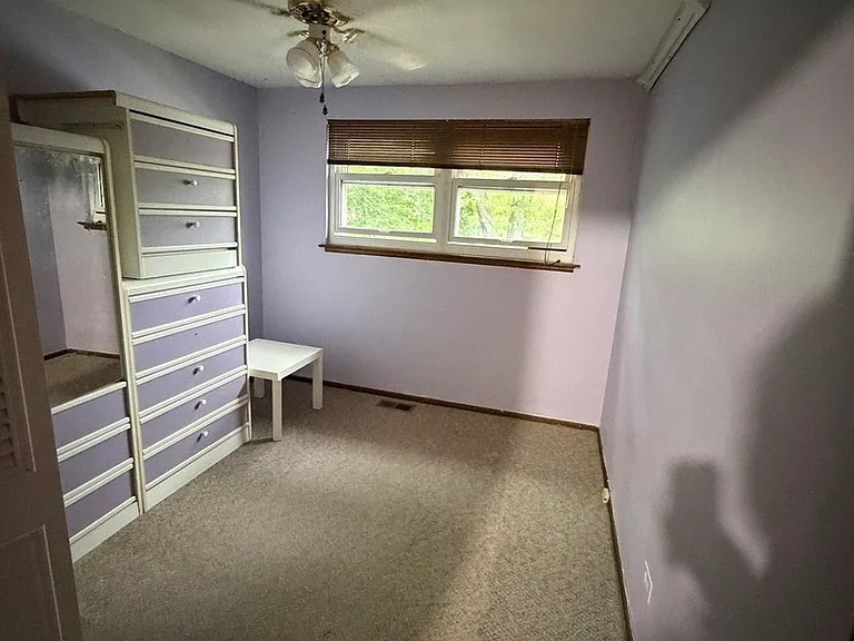 805 Bishop Ct #H — Photo 12