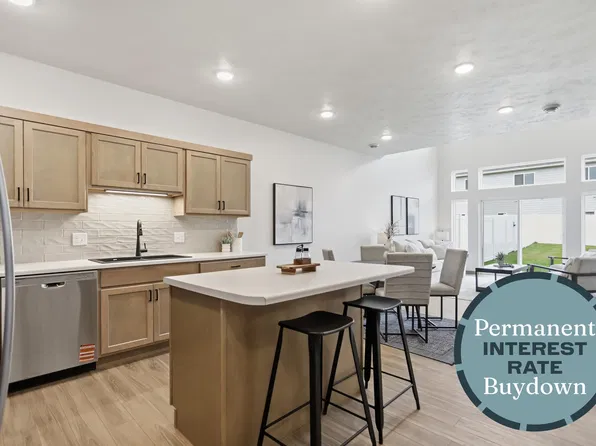 2402 E Jetty Pl, Sioux Falls, SD 57108