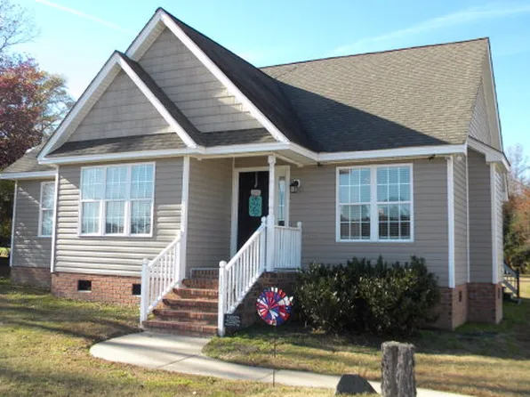 8092 Red Oak Rd, Battleboro, NC 27809