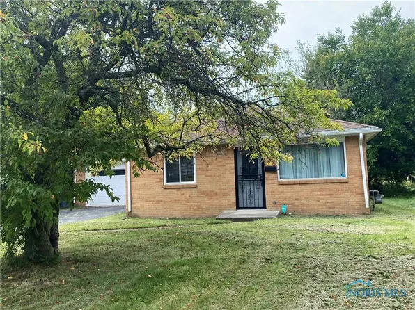 29 Torrington Dr, Toledo, OH 43615