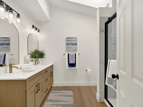 4th image of 778 Oak Brook Drive