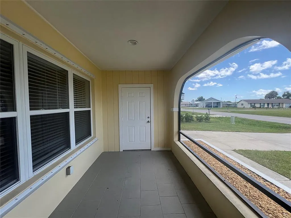 2 bed, 2.0 bath, 1104 sqft, $1,450 — Photo 3