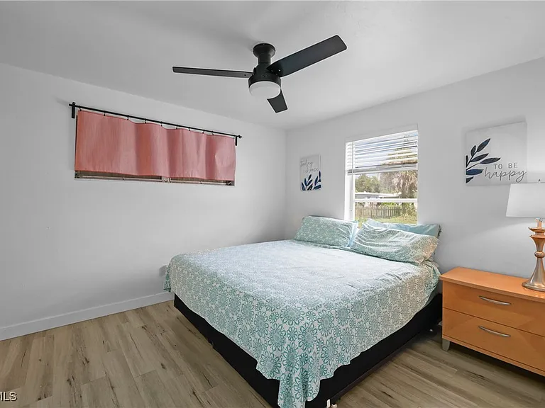 1661 Coronado Rd — Photo 13