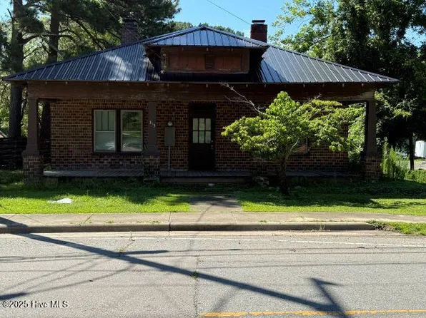 313 W Main Street, Aulander, NC 27805