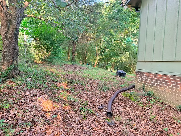 2313 Applewood Dr — Photo 24