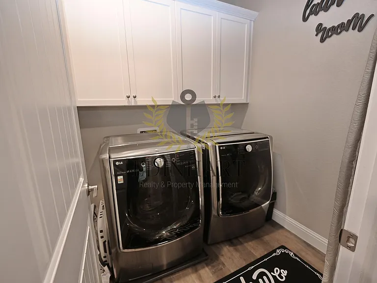 1439 E Via Albero Dr — Photo 34