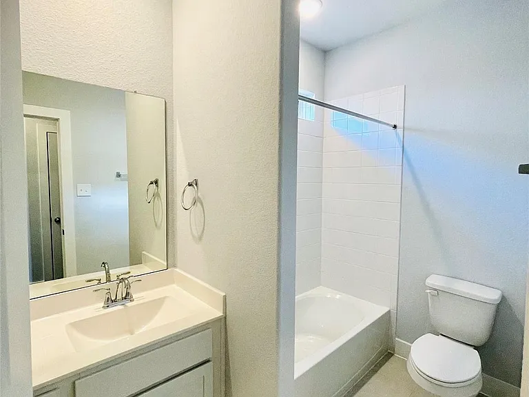 216 Catalina Cove Dr — Photo 28