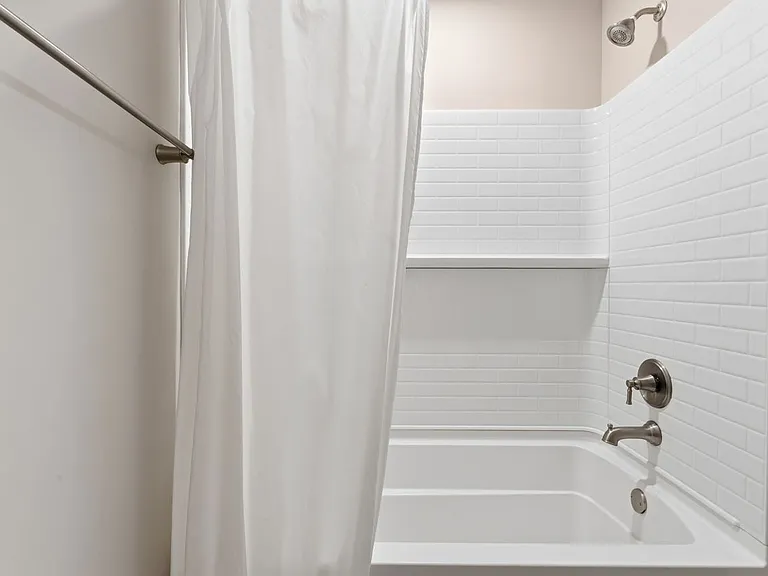 106 Sedona Dr — Photo 16