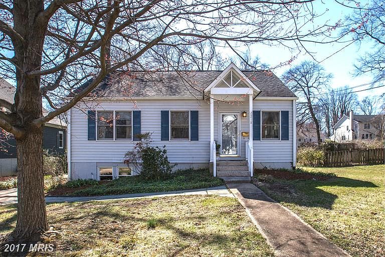 1st image of 2218 Orchid Dr