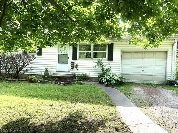 310 Park Rd, Crestline, OH 44827