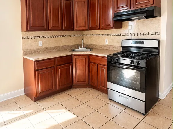42 Seymour Ave, Newark, NJ