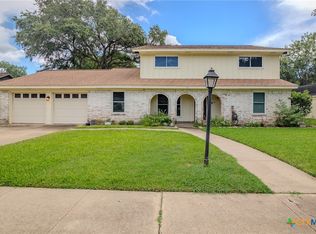 119 Berkshire Ln, Victoria, TX 77904