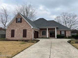 280 Broad Meadow Dr, Jackson, TN 38305