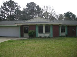 635 Chelsea Dr, Jackson, MS 39212