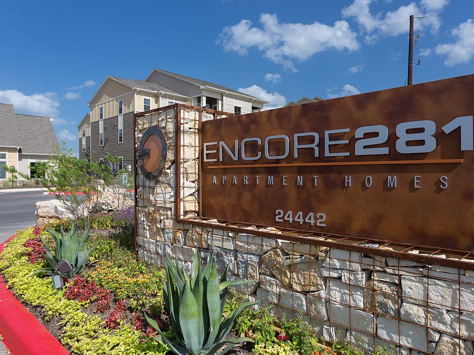 Encore 281 driveway