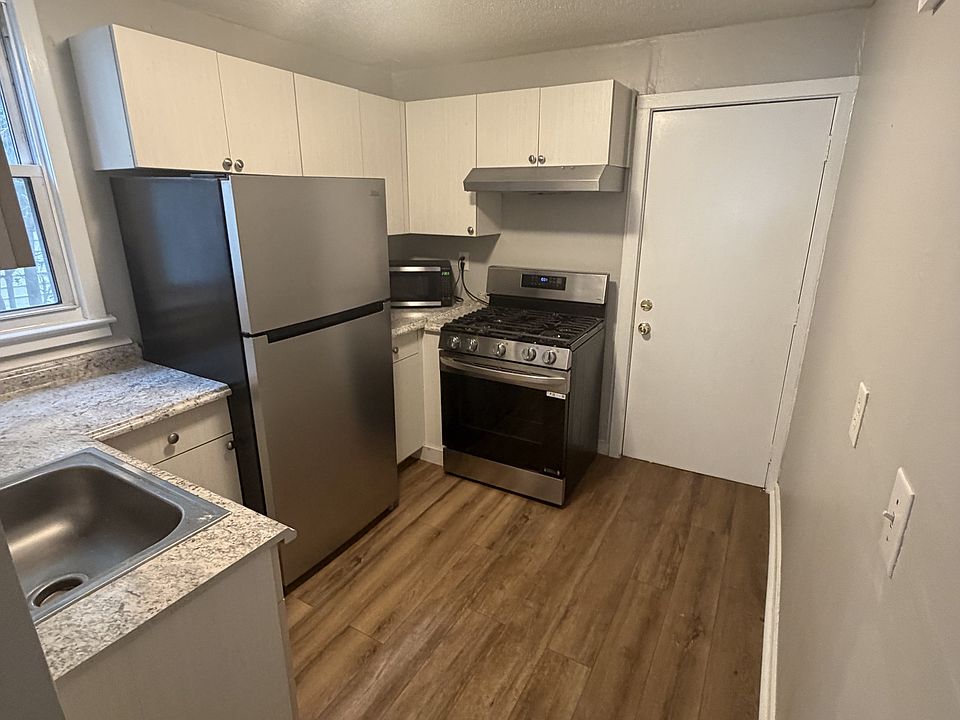 1st image of 48 Pardee St #1