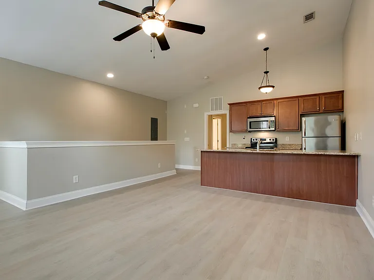 3120 Long Blvd #B — Photo 11