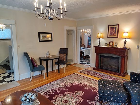 3rd image of 3624 N Orchard St