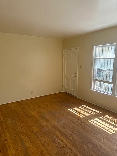 2417 Magnolia Ave #2 Photo 1