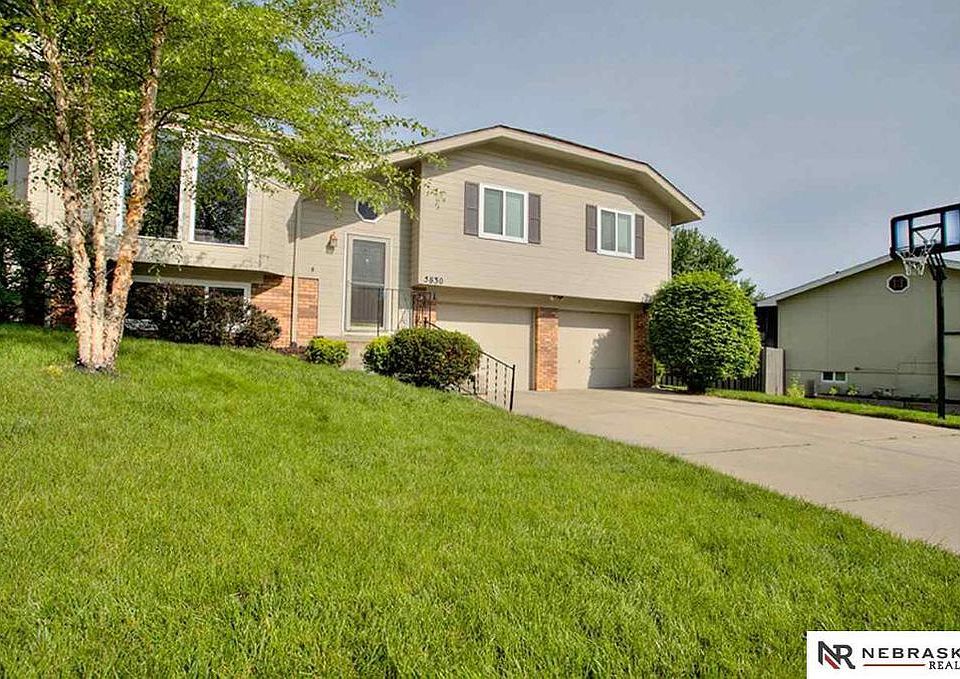 1st image of 5830 S 135th Cir